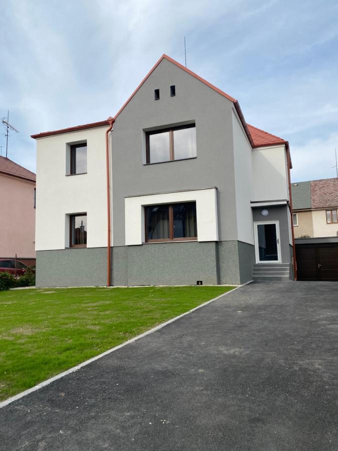 No. 12 Hradec Kralove Exterior foto